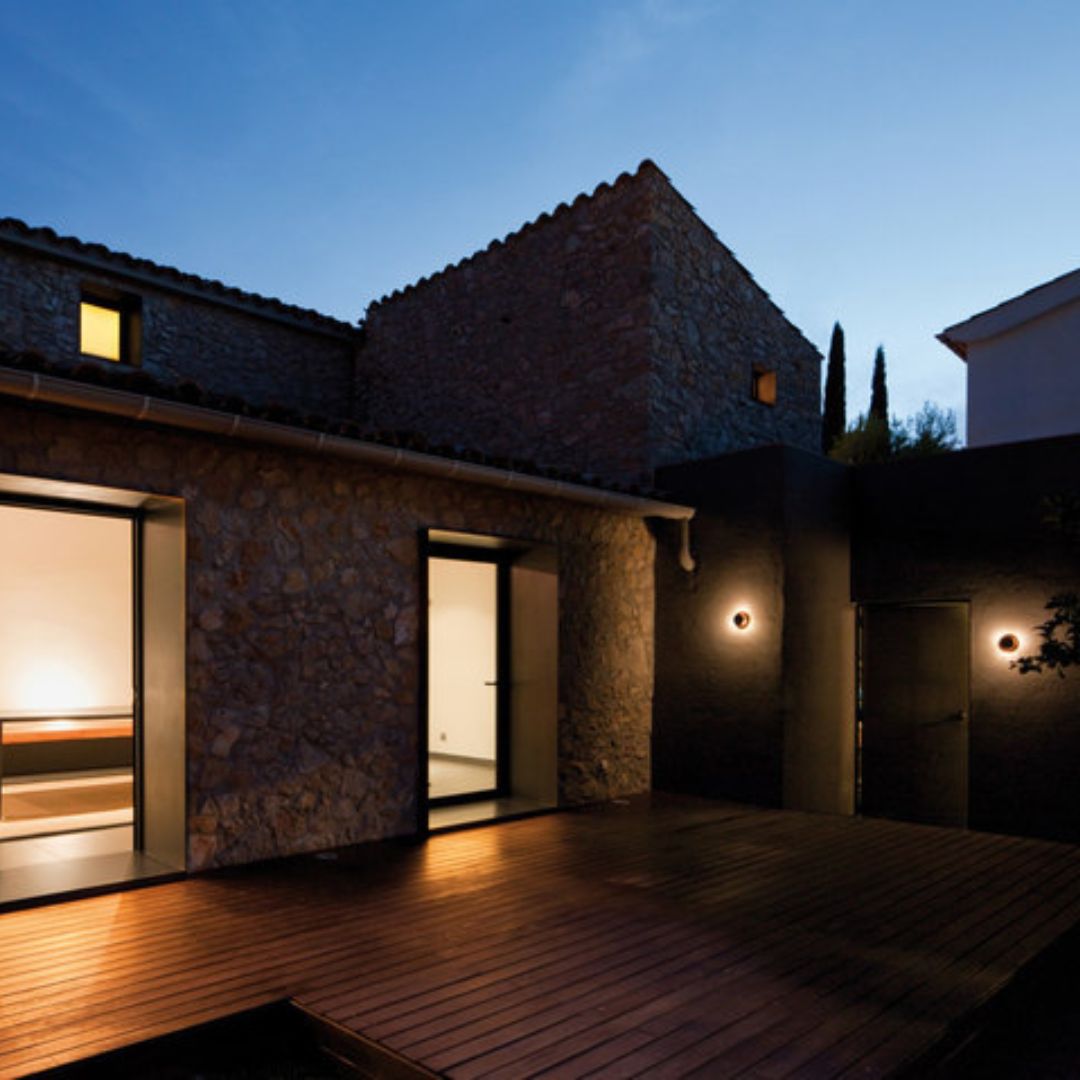 Match Your Lighting to Interior & Exterior Design: 3 Easy Steps ...